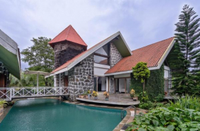 SaffronStays Castle Rock